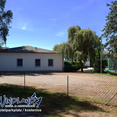 Und Restaurant Windland Szálloda 3*